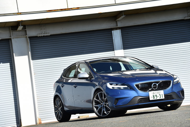 ボルボV40 D4 R-DESIGNチューンド・バイ・ポールスター