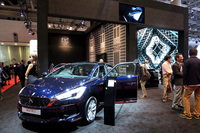 DSブースは5台の展示車すべてが日本初公開【東京モーターショー2015】