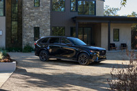 マツダが新型クロスオーバーSUV「マツダCX-70」を世界初公開の画像