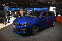 【東京モーターショー2017】プジョー、主力の「308」を大幅改良