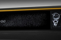 「ロールス・ロイス・ゴースト シリーズII」のドレスアップ仕様「ブラックバッジ」登場の画像