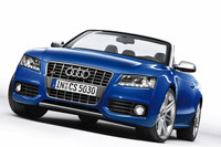 アウディS5カブリオレ