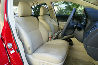 トヨタ・ブレイドG（FF/CVT）【ブリーフテスト】の画像