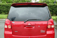 写真をクリックするとシート収納の様子がご覧になれます。