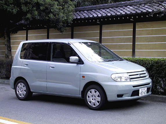 【スペック】全長×全幅×全高＝3905×1695×1635mm/ホイールベース＝2440mm/車重＝1190kg/駆動方式＝FF/1.5リッター直4DOHC16バルブ（105ps/6000rpm、14.3kgm/3500rpm）/車両本体価格＝129.8万円（テスト車＝153.3万円）