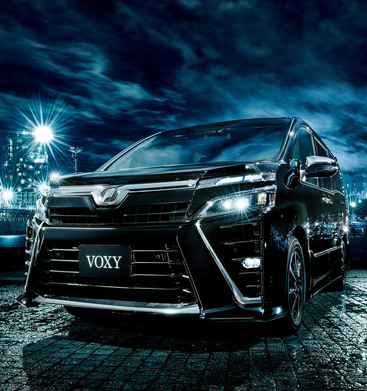 ヴォクシー特別仕様車 ZS“煌（きらめき）Ⅱ”（7人乗り・2WD）