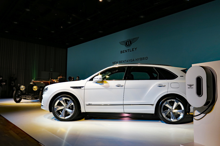 ベントレー・ベンテイガ ハイブリッド（エクステリア）