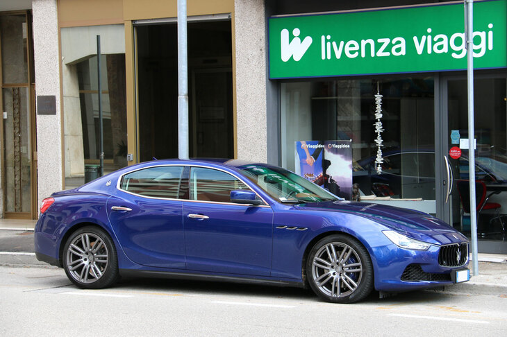 マセラティ・ギブリ（M157）。