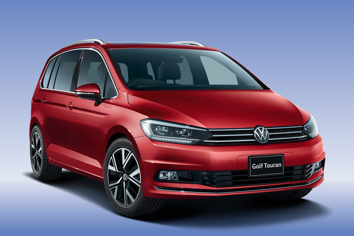 新色の「キングスレッドメタリック」。