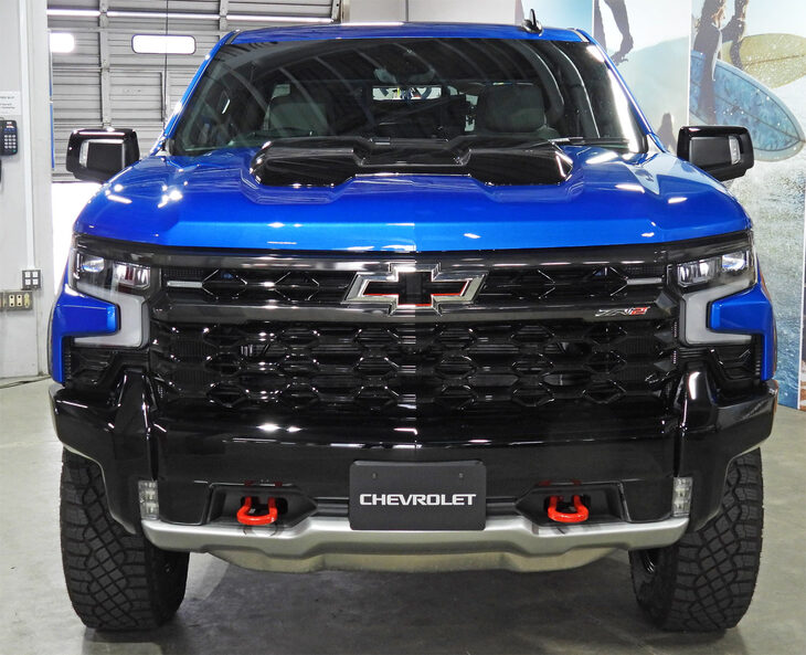 シボレー・シルバラードZR2（フロント）