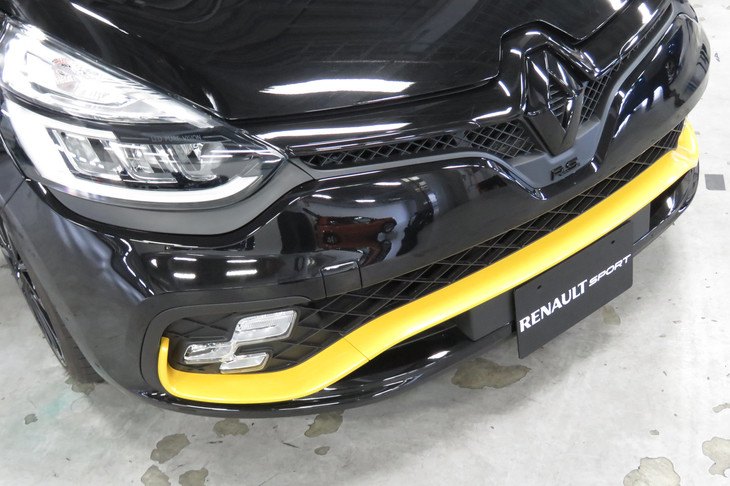 ルノー・ルーテシア ルノースポール18（エクステリア）