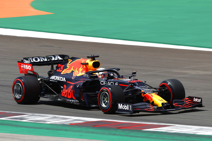 本来は日の目を見ないはずだった「ホンダRA621H」の搭載は、パワーユニット開発責任者の浅木泰昭氏の社長への直談判によって実現した。