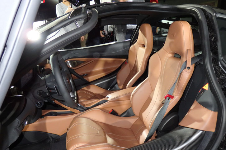 マクラーレン720S（インテリア）