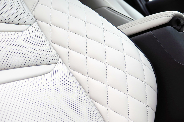 マツダCX-8 XDエクスクルーシブモード（フロントシート）