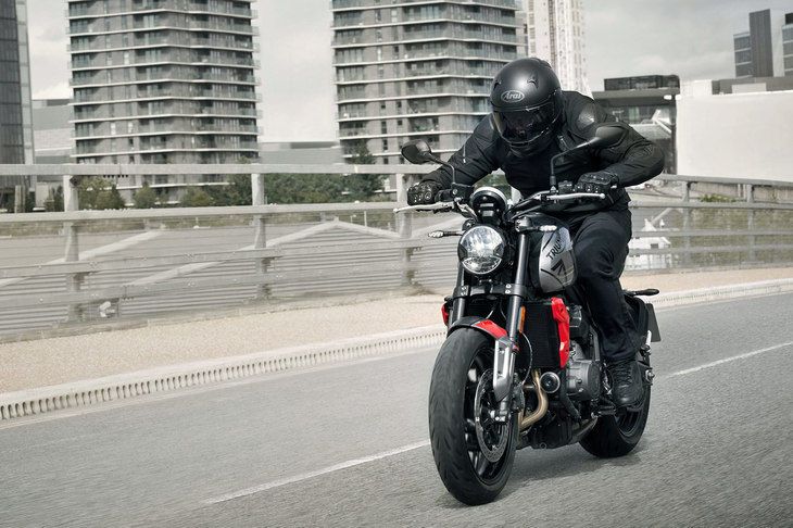 トライアンフ・トライデント660