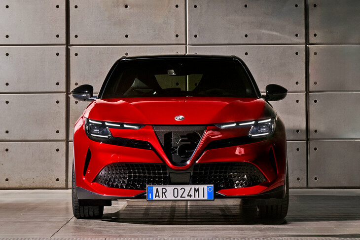 アルファ・ロメオ・ミラノ（フロント）