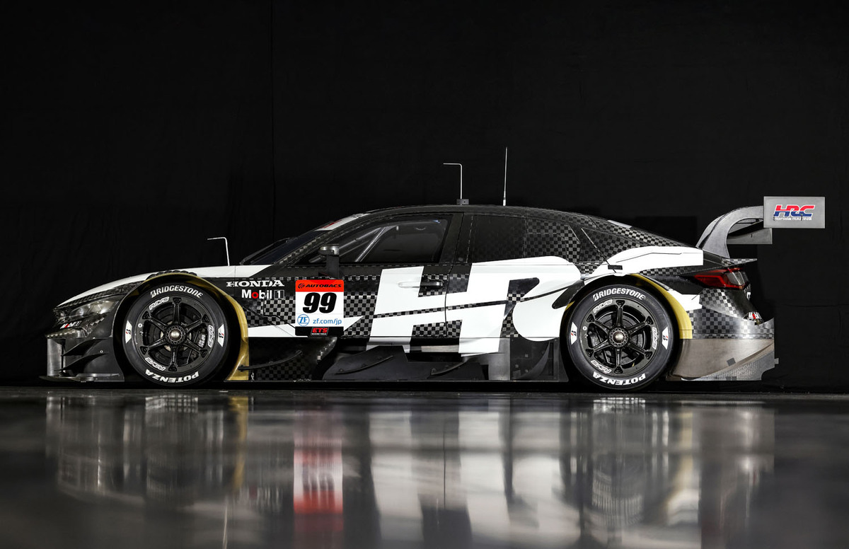 ホンダのニューマシン「CIVIC TYPE R-GT」登場 SUPER GT参戦に