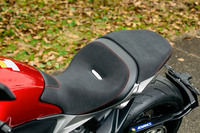 シートについては従来モデルよりクッションを54mm肉厚化。パッセンジャーシートのサイズも約50％拡大し、快適性を高めている。