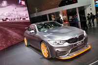 500psの限定モデルBMW M4 GTS、世界初公開【東京モーターショー2015】