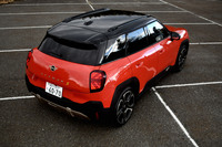 MINIエースマン／テスラ・モデルY／メルセデス・マイバッハEQS SUV【試乗記】の画像