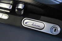 ブガッティ、最高出力1500psの「シロン」を日本に導入の画像