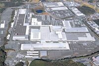 「インドがだめなら日本でつくればいいじゃない」という人もいるかもしれないが、一向に短くならない「ジムニー／ジムニー シエラ」の納期からもわかるとおり、湖西工場のジムニーの生産ラインはすでにフル稼働状態。「ノマド」までつくる余裕はないのだ。