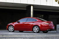 アテンザの北米仕様「Mazda6」デビューの画像