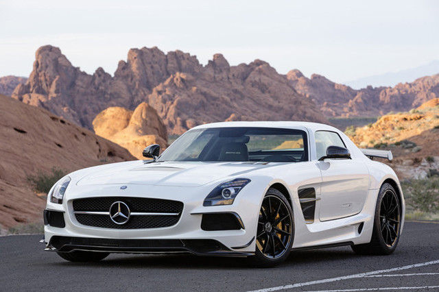 メルセデス・ベンツ SLS AMGクーペ ブラックシリーズ ビジュアル20枚