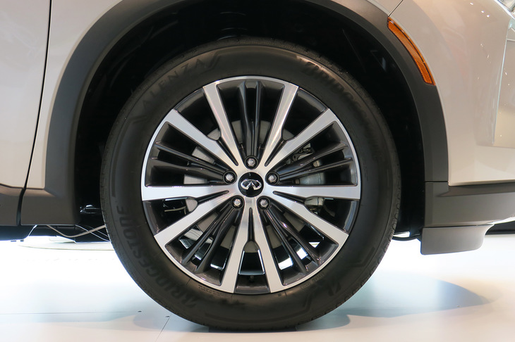 インフィニティQX60（タイヤ＆ホイール）