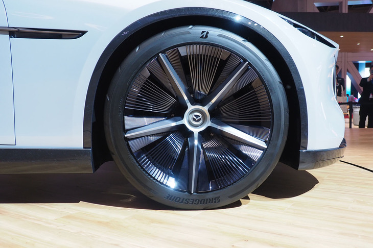 マツダ・ビジョンXクーペ