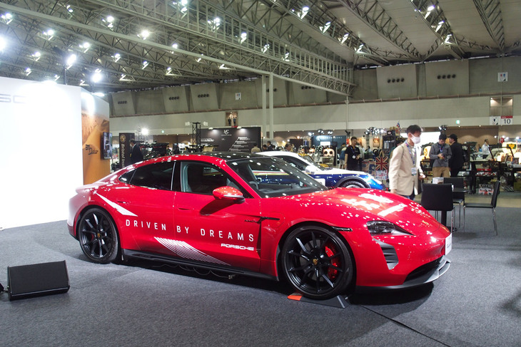ポルシェ・タイカンGTS（2023年）