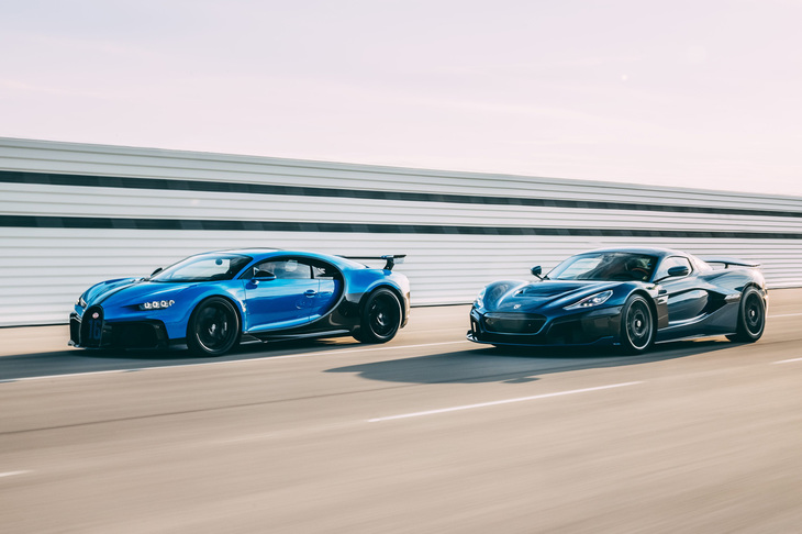 ブガッティ・リマックの誕生に伴い、ブガッティ・オートモビルという“社名”は消滅することになる。