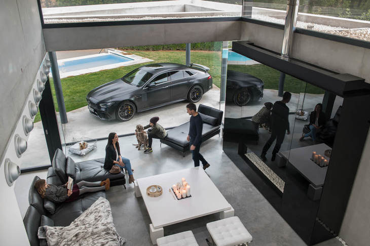 メルセデスAMG GT63 S 4MATIC＋ 4ドアクーペ