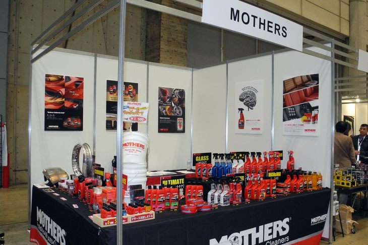 MOTHERSのブース。