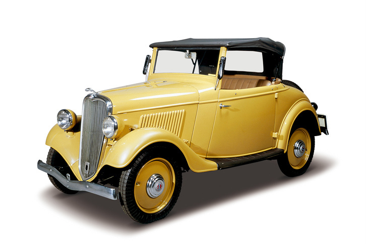 「ダットサン14型ロードスター」