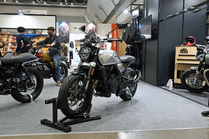 ブリクストン・クロスファイア500