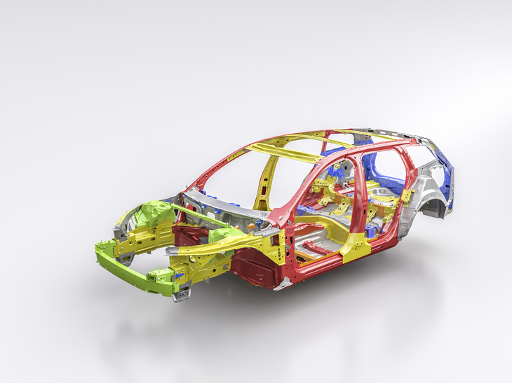 ボディー骨格には「XC90」で初採用された新プラットフォームのスケーラブルプロダクトアーキテクチャー（SPA）が用いられている。