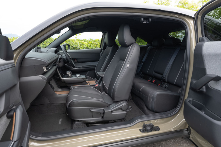 マツダMX-30ロータリーEV（インテリア）