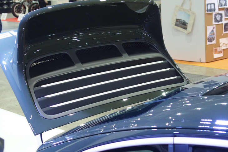 ポルシェ911 Reimagined by Singer／シンガービークルデザインン