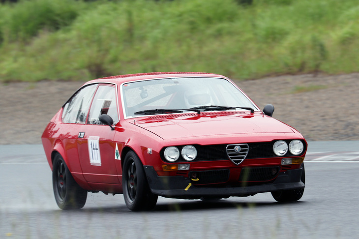 予選4位からスタートしたものの、リタイアに終わった「アルファ・ロメオ・アルフェッタGT」。