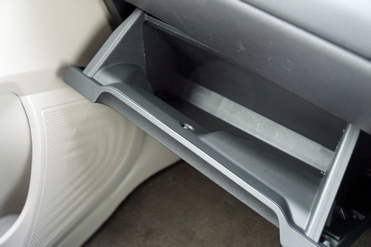 日産デイズX（インストゥルメントパネルまわり）