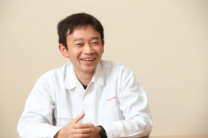 湯沢峰司（ゆざわ たかし）さん
	2003年ホンダアクセス入社。今日まで一貫してサスペンションや空力パーツといったモデューロの用品開発に携わる。「モデューロX」シリーズでは「N-BOX」「N-ONE」のサスペンションとブレーキ、「フリード」の空力パーツの開発を担当。「S660」では走行性能の開発リーダーを務めた。