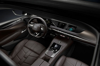 「DS 4」に上質なインテリアが自慢の特別仕様車「オペラBlueHDi」が登場の画像