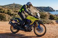 スズキVストローム800DE