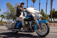 往年のデザインを現代に復刻　ハーレーが限定モデル「エレクトラグライド リバイバル」を発表