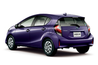 新色の「ジュエリーパープルマイカメタリック」が用いられた「アクアG」。