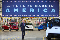 2021年11月に全面改修を終えた米ミシガン州デトロイトのハムトラミック工場「ファクトリー・ゼロ」。オープニングセレモニーにはジョー・バイデン大統領が参列した。