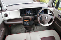 スズキの新型軽乗用車「MRワゴン Wit」発売の画像