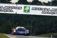 快走を見せるNo.2 I.M JIHAN CO.LTD・APPLE・Shiden(加藤寛規／吉本大樹組)。 GT300クラスを制した。