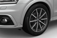 アウディQ3 S-lineコンペティション、限定発売の画像